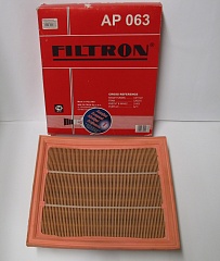 Фильтр воздушный для VW/BMW/Citroen/Renault/AP063/268*228*57/FILTRON